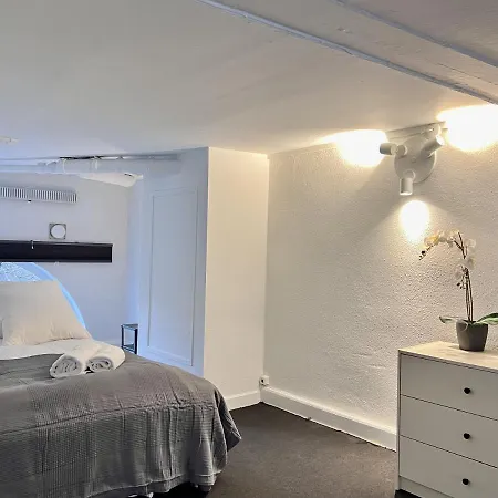 Cozy Norrebro Διαμέρισμα *